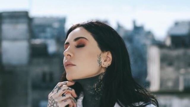 Candelaria Tinelli y otra foto para el infarto