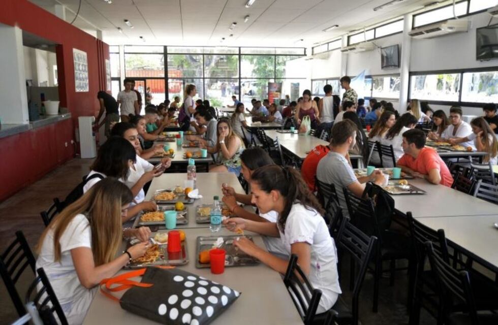 Desde hoy, los estudiantes universitarios de La Plata podrán comer por $30