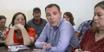 Concejal oficialista acusa a Nación y Provincia de \