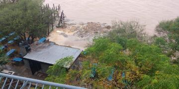 Luego de la rajadura, se vino abajo parte del club Mitre (Tránsito Rosario)