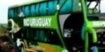 DYN02, BUENOS AIRES 16/12/2016, TRES PERSONAS MURIERON Y AL MENOS 15 RESULTARON HERIDAS AL DESBARRANCAR EN UNA RUTA DE BRASIL UN u00d3MNIBUS QUE TRASLADABA A ESTUDIANTES EGRESADOS DE DISTINTOS COLEGIOS DE LA PROVINCIA DE MISIONES, INFORMARON FUENTES POLICIALE