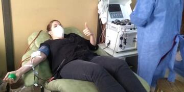 Una azuleña recuperada de coronavirus donó plasma: "Es un honor tener ese privilegio"