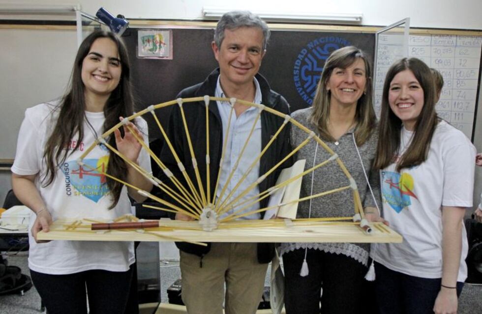 Monzani fue jurado en el concurso Puentes de Spaghettis