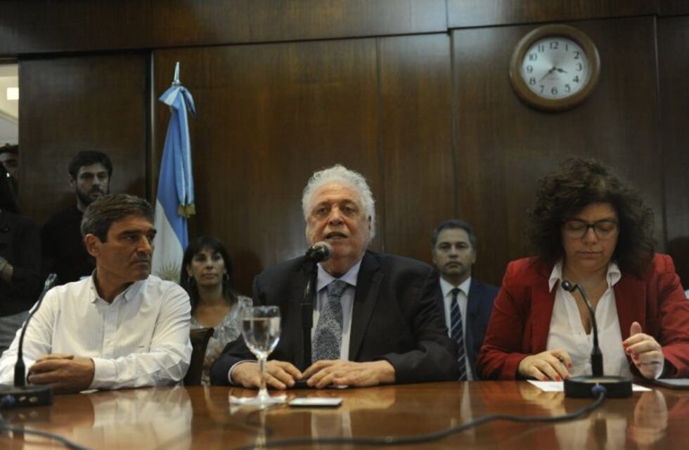 Ginés González García: "Tenemos el primer caso de coronavirus en el país"