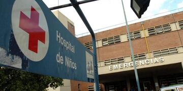 El niño permanece internado en el Hospital de Niños