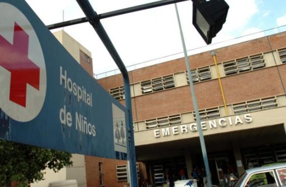 Una adolescente y su bebé, graves tras incendiarse su casa