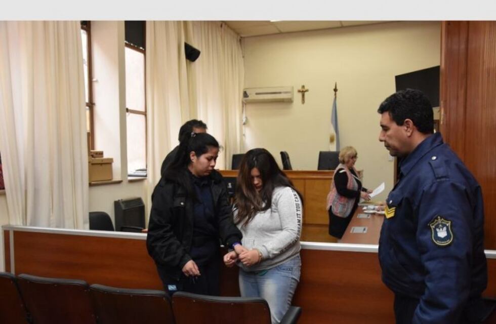 Perpetua para la joven de 20 años que asfixió a su bebé recién nacido