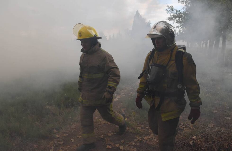 Lluvias fuertes, incendio y accidente en Pérez