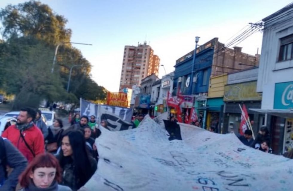 En San Luis también marcharon contra la reforma de las FF.AA