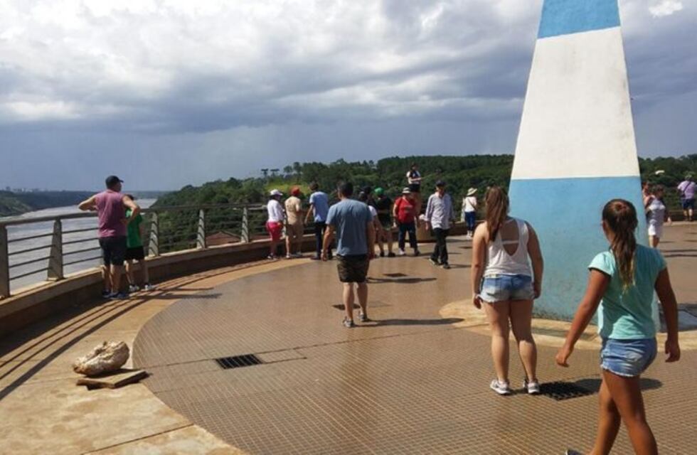 Iguazú: buscan que el Hito Tres Fronteras sea declarado Patrimonio Histórico