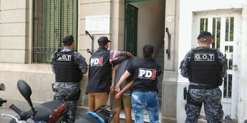 El adolescente detenido por el crimen de Frutos tiene 17 años\u002E (Web)