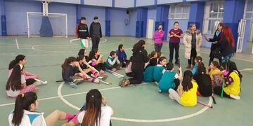 Diputada nacional entregó subsidios a clubes y centros sociales