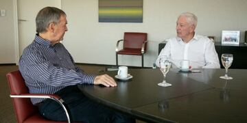 Hugo Juri reunido con Juan Schiaretti\u002E