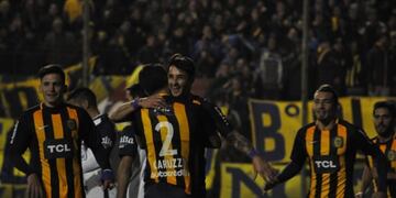 El Canalla no tuvo piedad y le dio una paliza a los salteños\u002E Un duro examen para la T\u002E