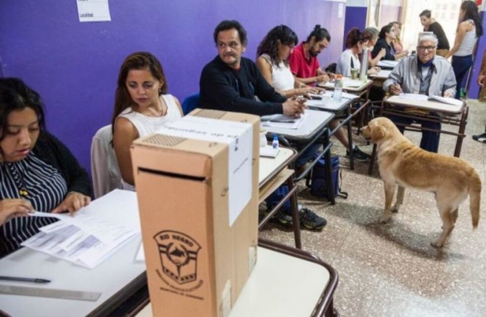Comenzó la capacitación para las autoridades de mesa en Río Negro