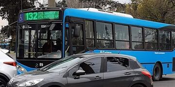 El chofer se desempeñaba en la línea 132\u002E (Archivo)