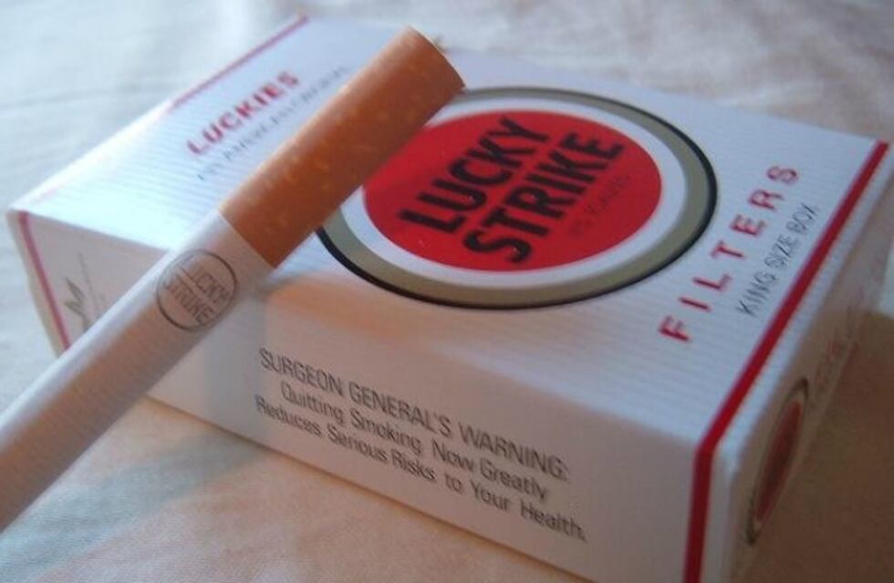 Otra de las tabacaleras aumenta el precio de los cigarrillos