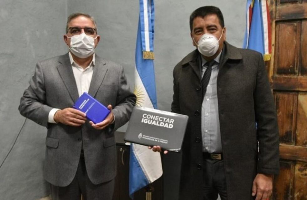 Catamarca recibió más de tres mil netbooks del Programa Conectar Igualdad