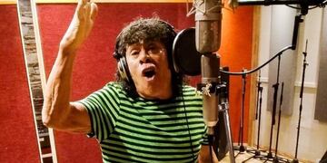 La Mona Jiménez graba una canción para el verano 2020