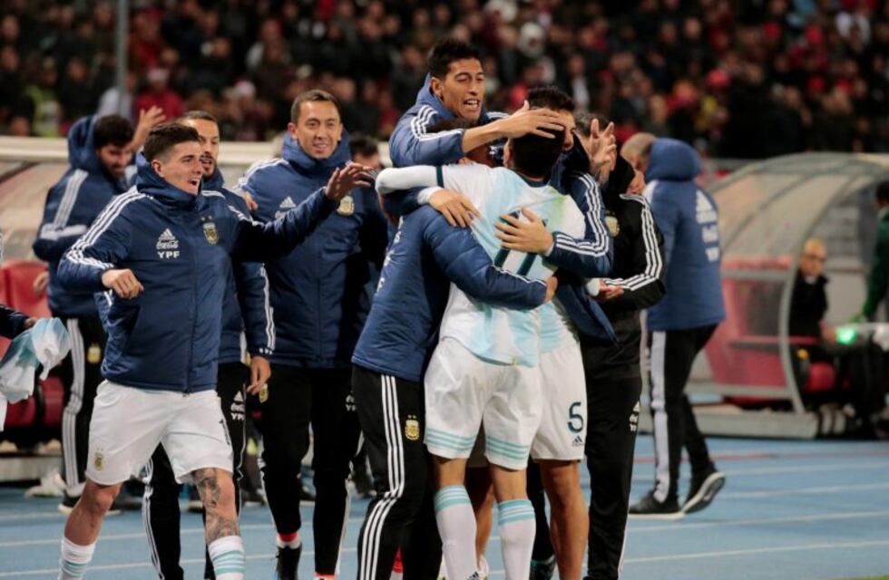 Sin fútbol y con mucho viento, Argentina le ganó a Marruecos por la mínima