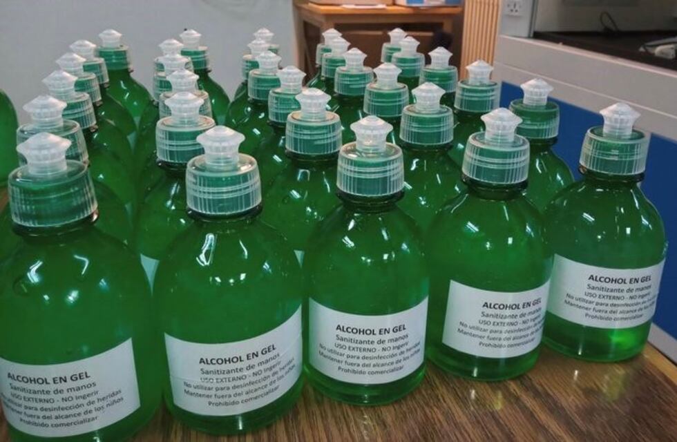 El Centro Atómico Bariloche fabrica alcohol en gel para hospitales