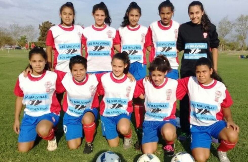 La Picada goleó, Huracán ganó y son punteros en el Torneo Femenino de Fútbol