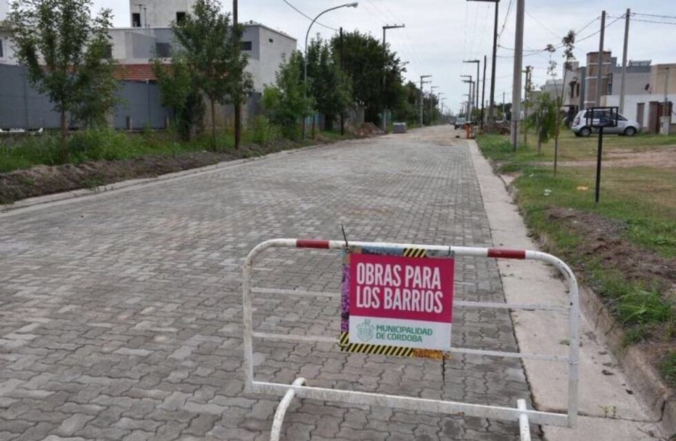 La Muni volvió a usar adoquines en barrios chicos