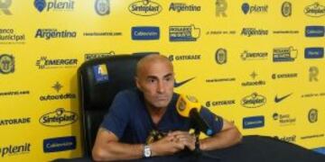 Paolo Montero en conferencia de prensa