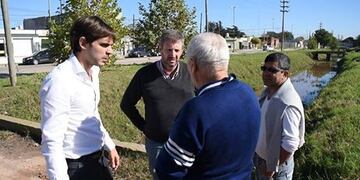 Passaglia y vecinos de barrio Santa Rosa