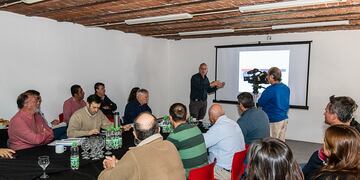 Reunión por las buenas prácticas en los comités de cuencas de la región