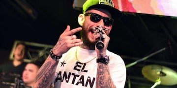 Ulises Bueno detuvo su show en Constitución por la presencia de pungas y luego devolvió las pertenencias robadas\u002E