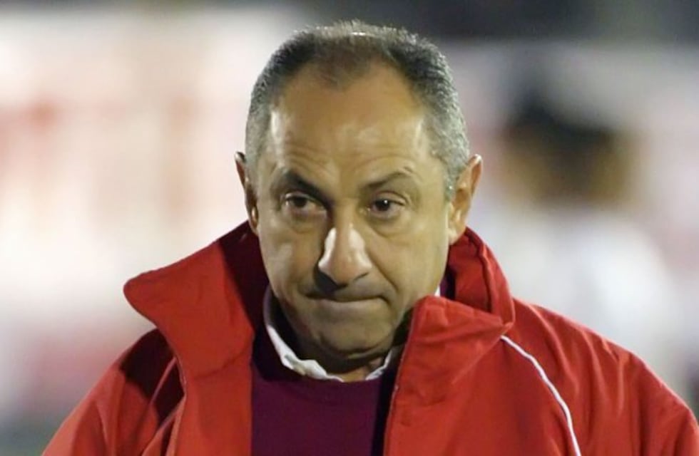 Piden formalmente que el estadio de Instituto lleve el nombre del Pitón Ardiles