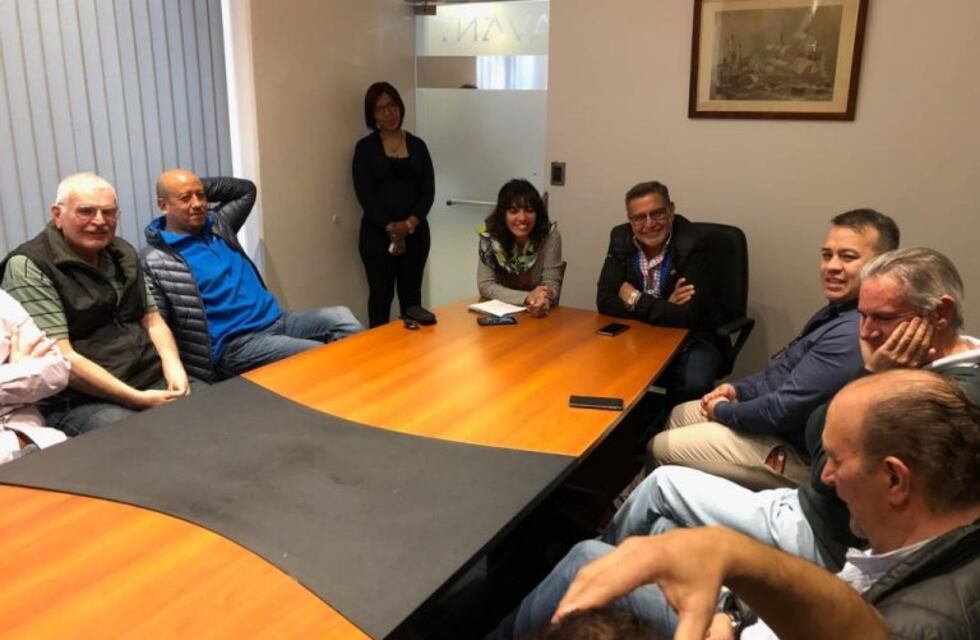 Beder y Viñas se reunieron con la cámara hotelera y gastronómica