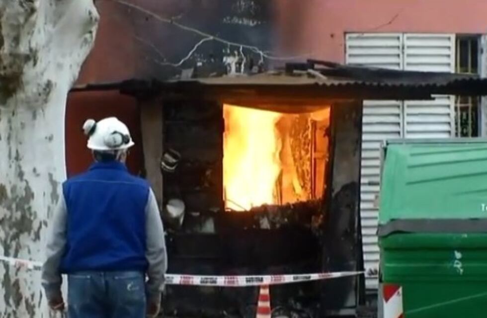 Murió un joven asfixiado por un incendio en su vivienda