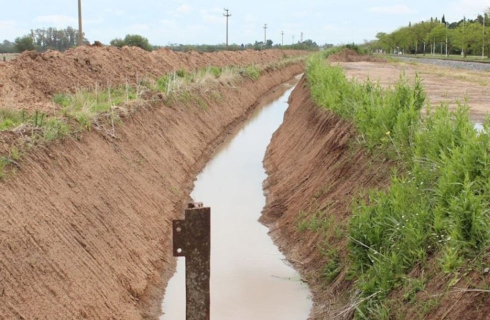 Otra fatalidad en Arequito: nene de 5 años se ahogó al caer a un canal