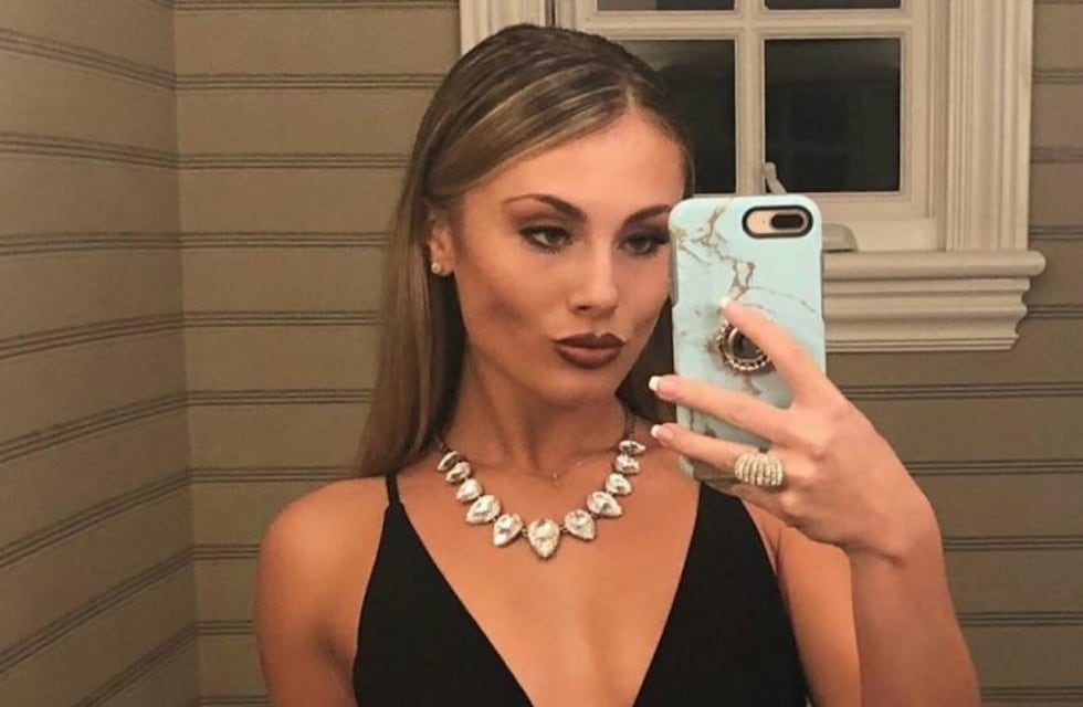 Mollie Gould, la novia de Luis Miguel, revolucionó las redes con una foto en topless