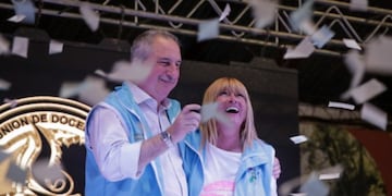 Hugo Passalacuqa junto a la secretaria general de Udpm, Marilú Leverberg