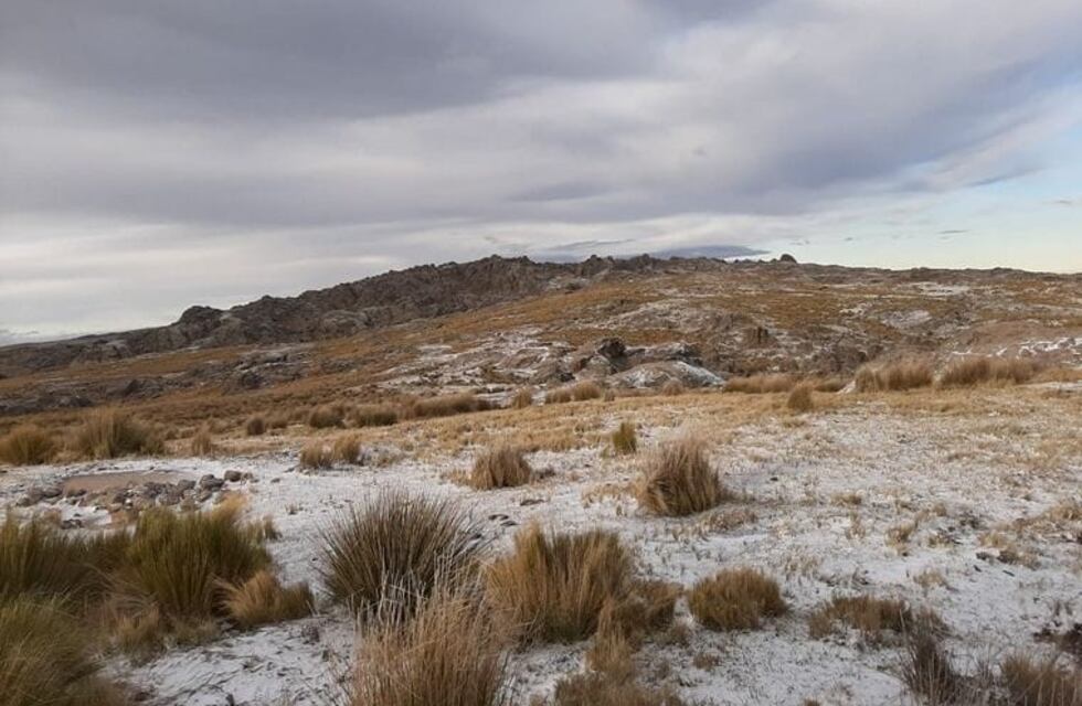 Comenzó a nevar en las Altas Cumbres