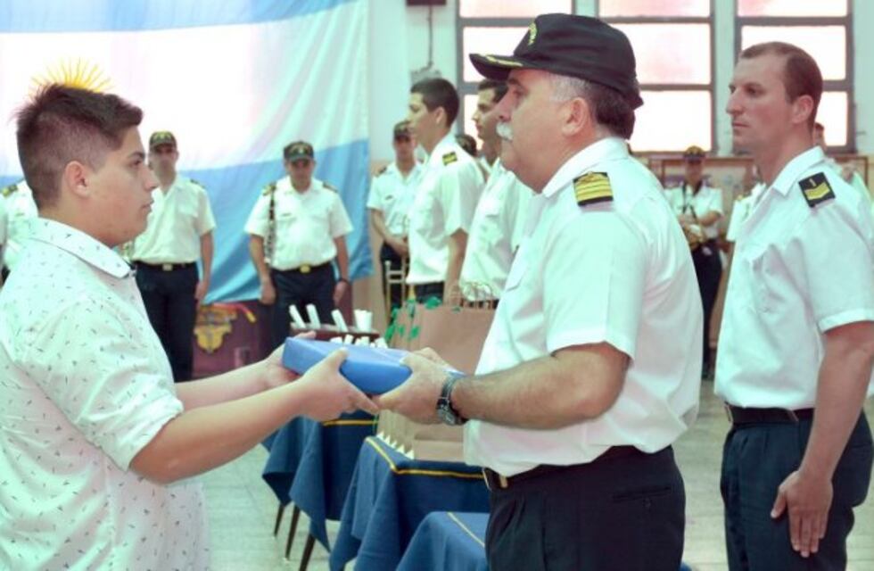 Puerto Belgrano: Nuevos egresados en la escuela de Aprendices