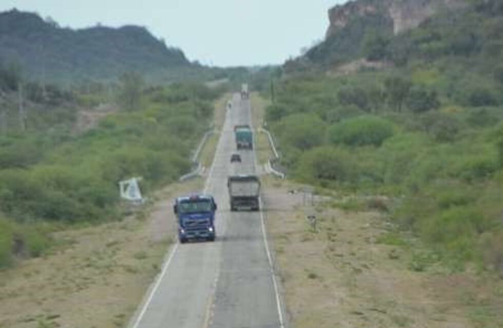 Muere un conductor tras perder el control de su vehículo por ruta 79