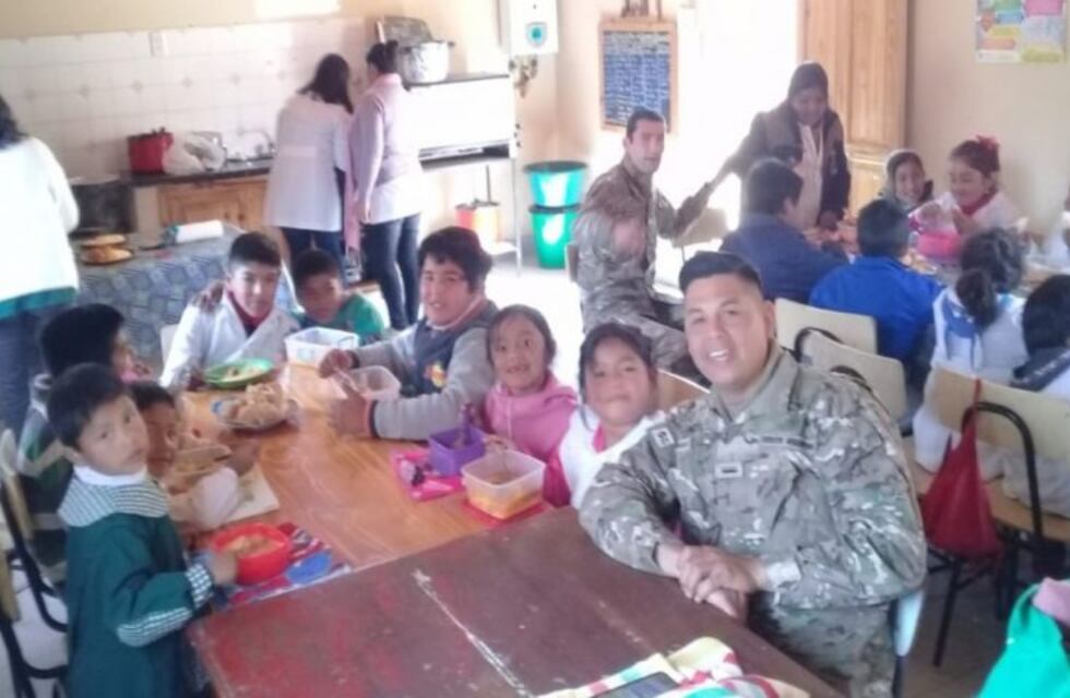 Realizan una campaña solidaria para ayudar a una escuela rural de Guachipas