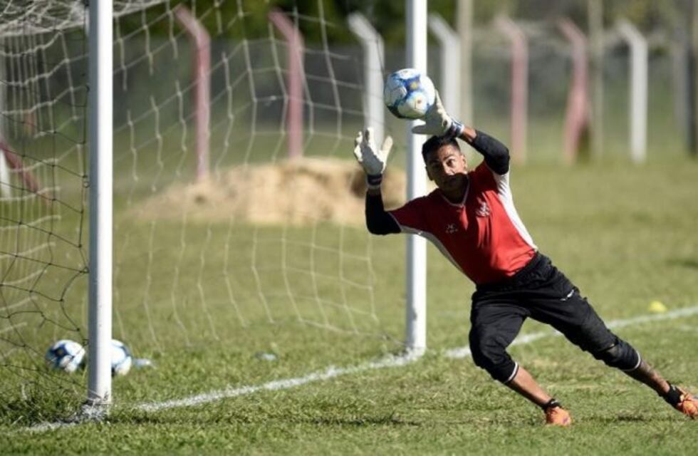 En Instituto, la duda es el arquero