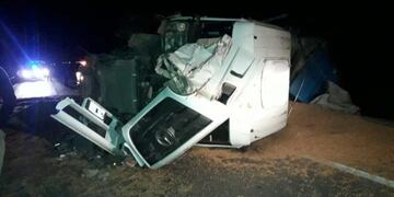 El choque entre camiones ocurrió en la Ruta 91 a entre Totoras y Serodino\u002E (Info Más)