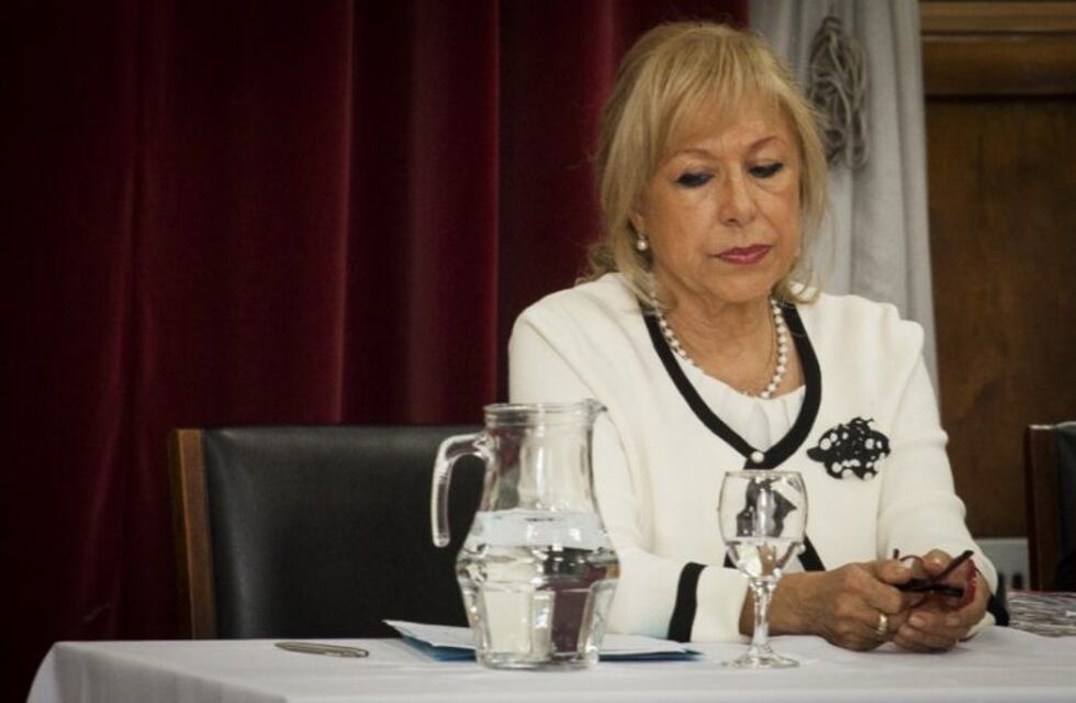 Destituyeron a la fiscal "viajera", Anabel Orozco