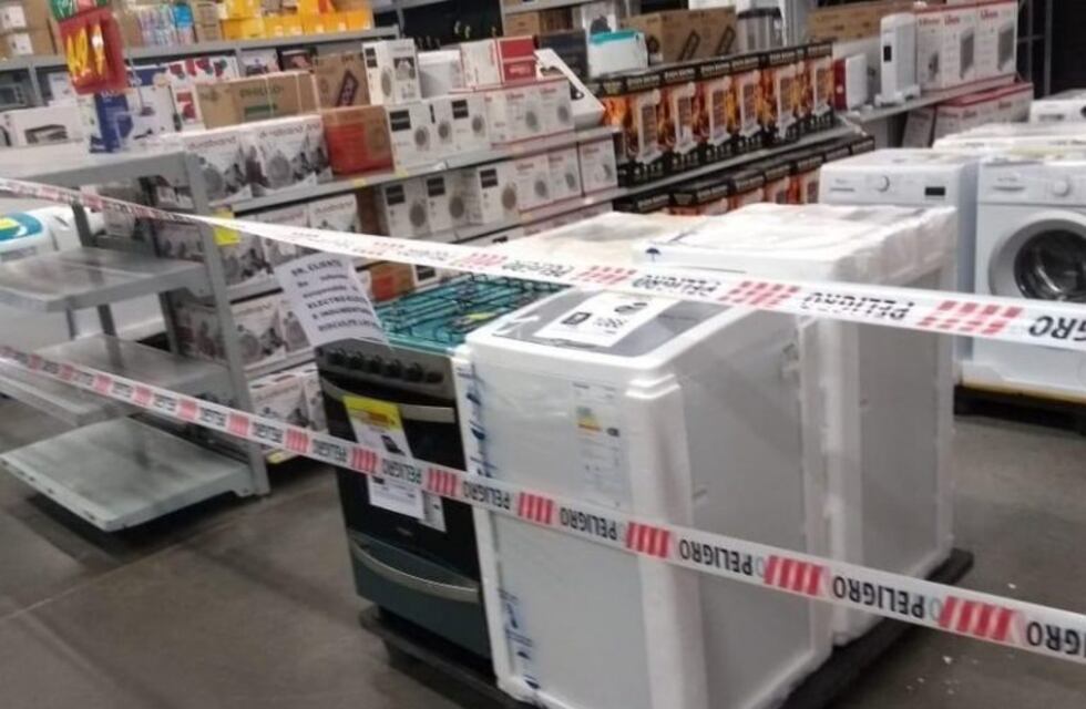 En los supermercados suspendieron la venta de electrodomésticos y productos textiles