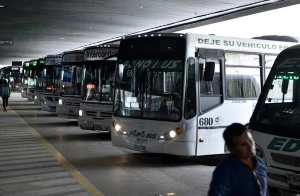 Aoita garantiza que habrá servicio de transporte todo el fin de semana
