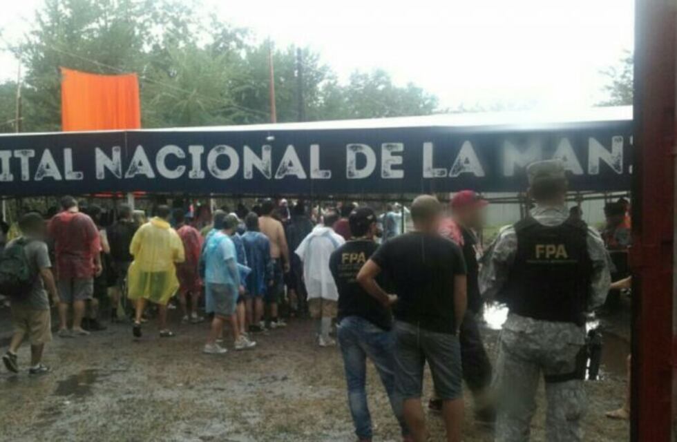 Detuvieron a tres personas en las inmediaciones al Cosquín Rock por venta de droga