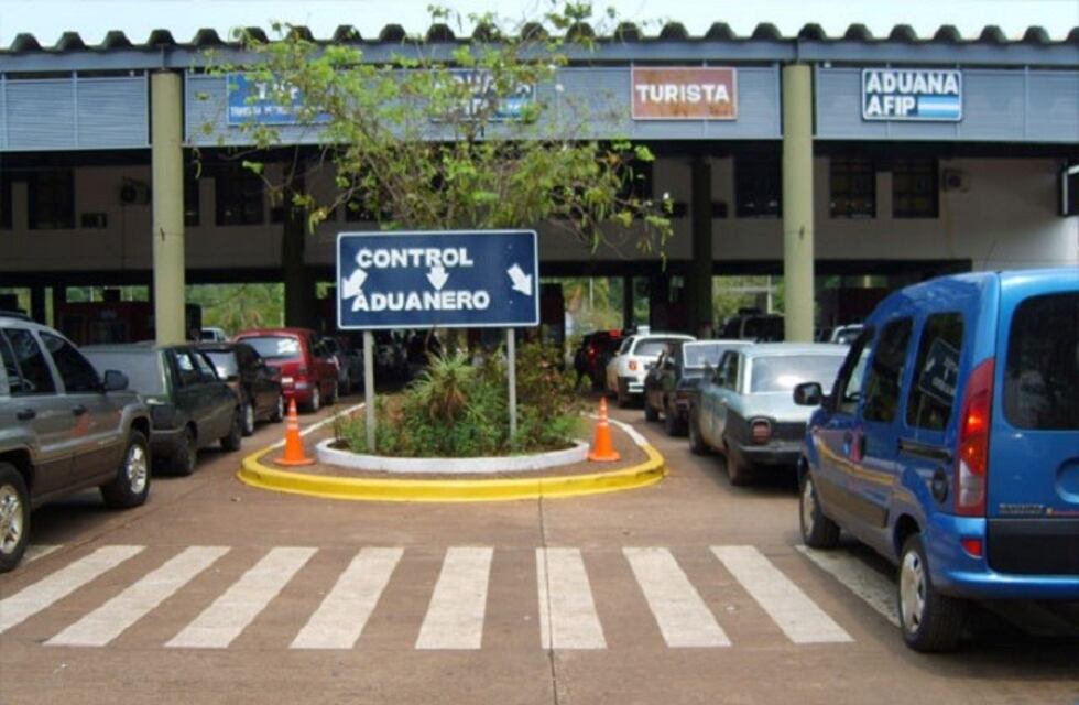 Habilitarán las casillas para taxis y remises en el paso Iguazú - Foz