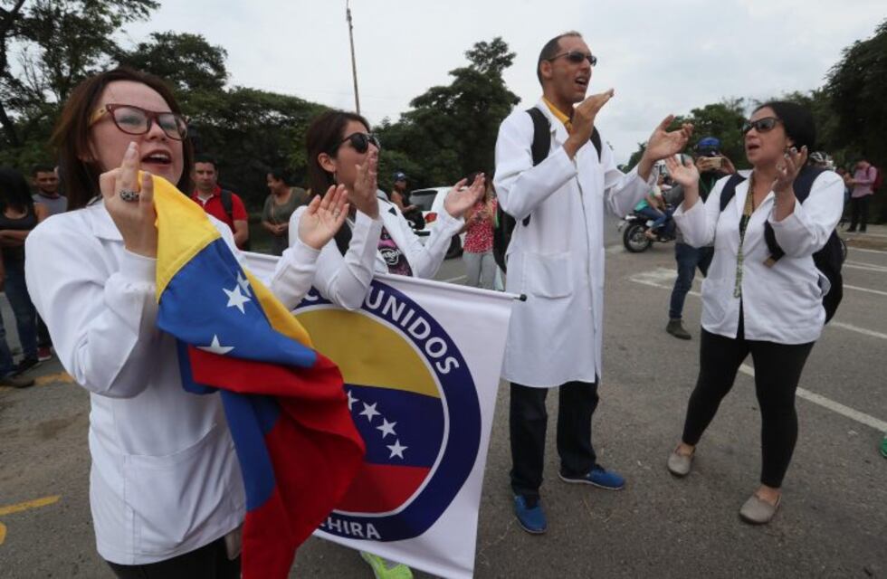 Médicos piden ayuda humanitaria para sacar a Venezuela de la "Edad Media"