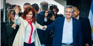 Cristina y Alberto Fernández (La Arena)